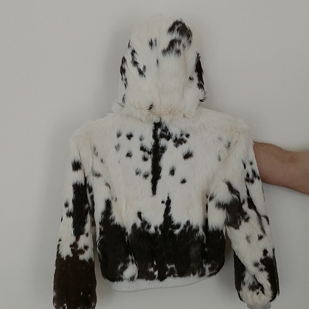 Rabbit fur coat, with hood. - Picture 3 of 5